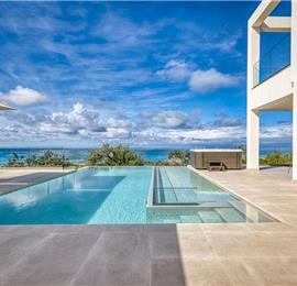 4 bedroom villa with pool in Acharavi, Corfu, sleeps 8